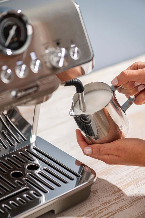 Кофеварка рожковая DeLonghi La Specialista Arte Evo EC9255.T