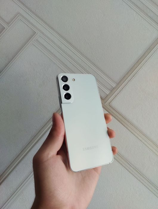 Продам самсунг S22