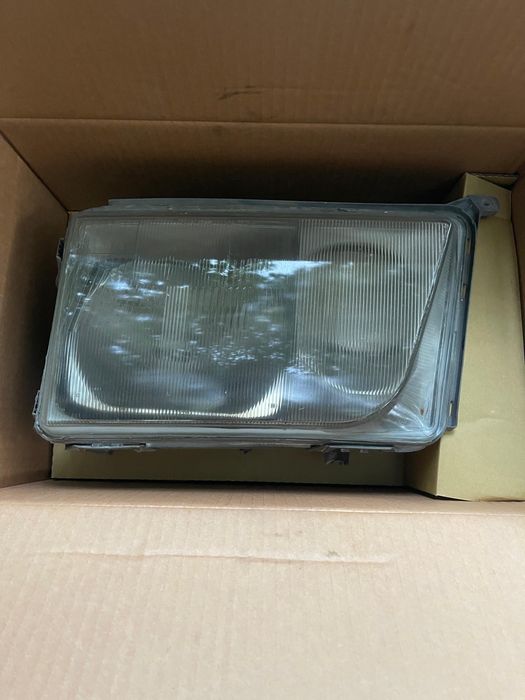 Фары Mercedes W124