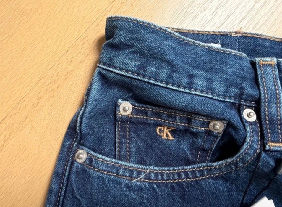 Къси дънкени панталони