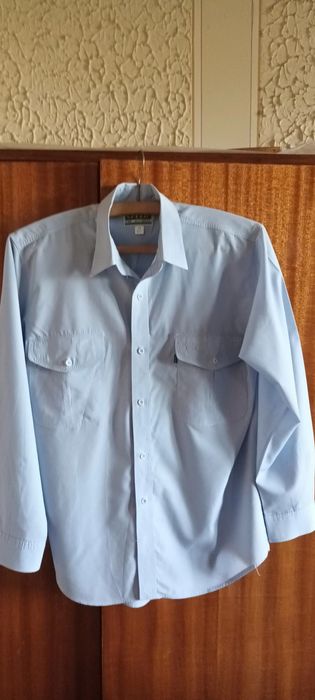 Camasi pentru barbati marimea  38 si 40/41