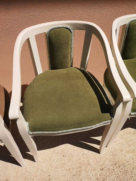 Трапезни столове 6 броя дървени