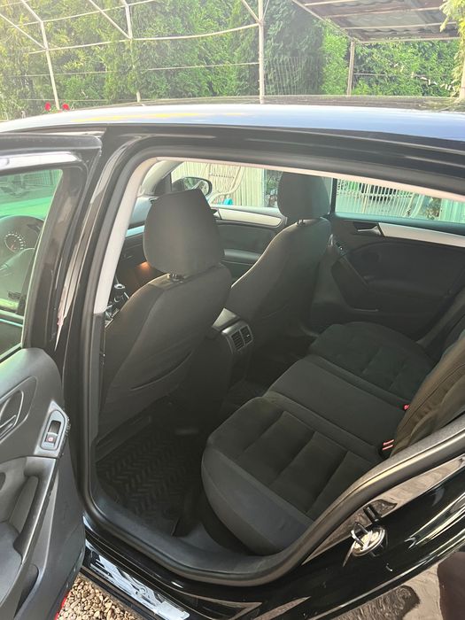 VOLKSWAGEN Golf 2012 — imagine 5