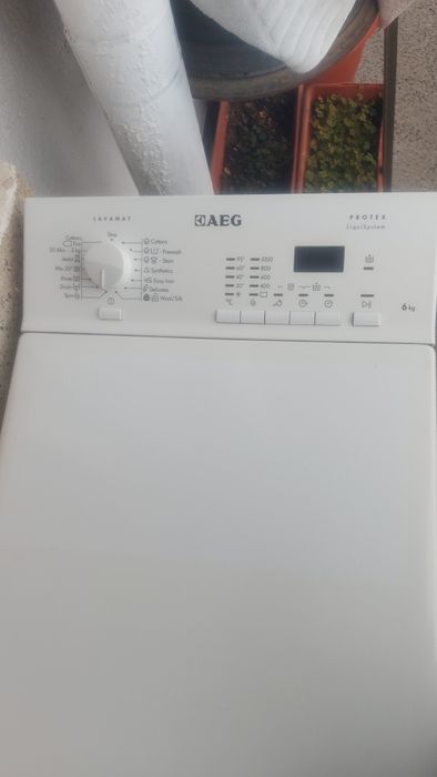 Продавам Пералня AEG  за 40  евро