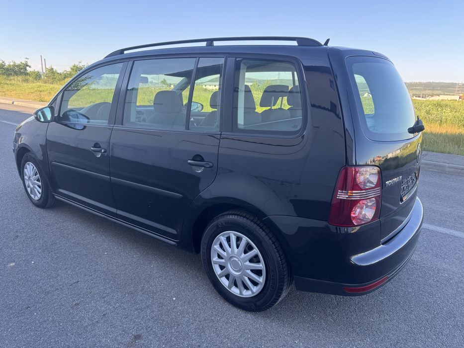 Vw Touran 1.9 Diesel BlueTehnology *2010* 6+1 trepte