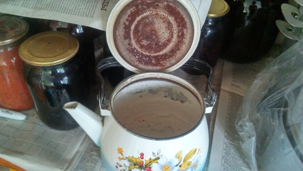 Чайник и мелочи для дома