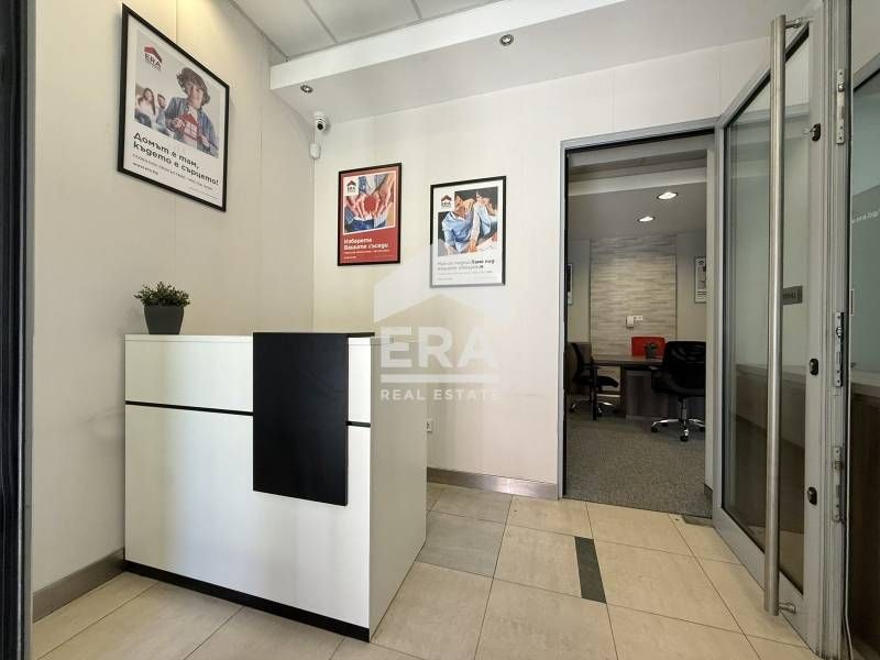 Дава се под наем Офис в София, Център - 97 кв.м за 1585.59 € - Снимка #10