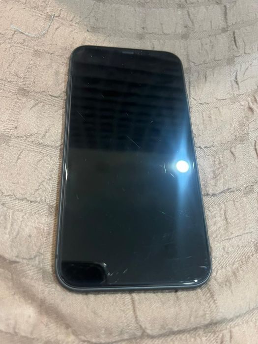 Продам айфон iphone 11 64гб