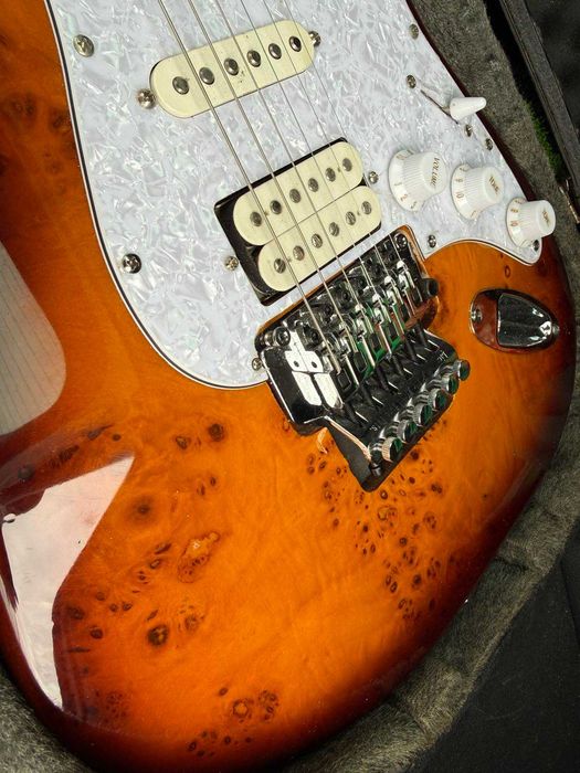 Fender Stratocaster - YM