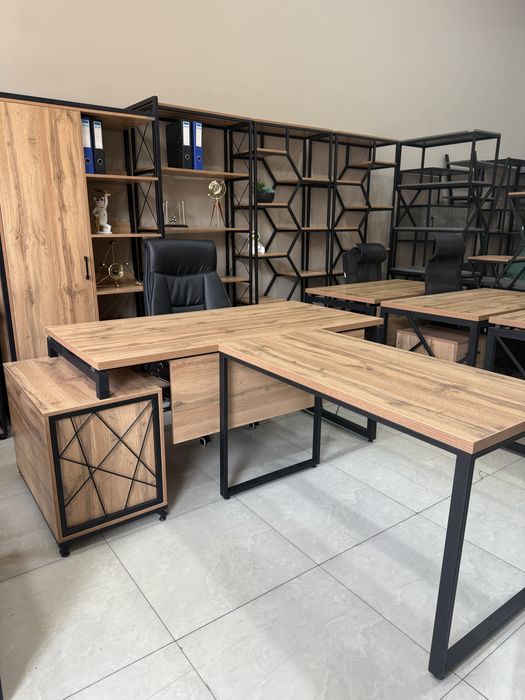 Столы в наличи!!|Офисные столы| лофт столы