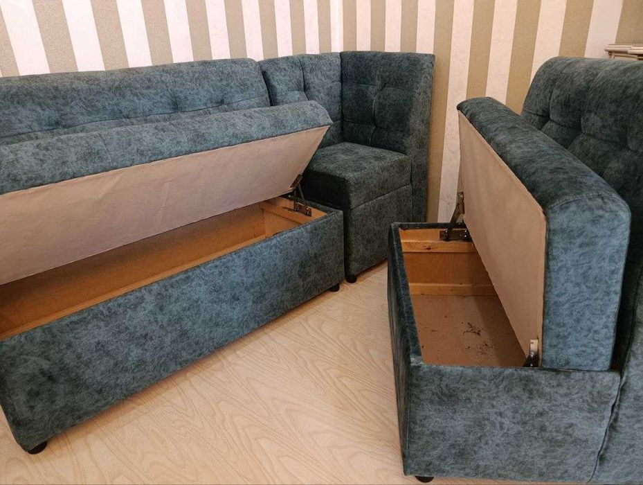 Кухонный диванчик.