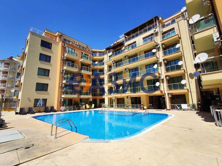 Продава се Двустаен апартамент в к.к. Слънчев бряг - 64 кв.м за 757 €/кв.м - Снимка #14