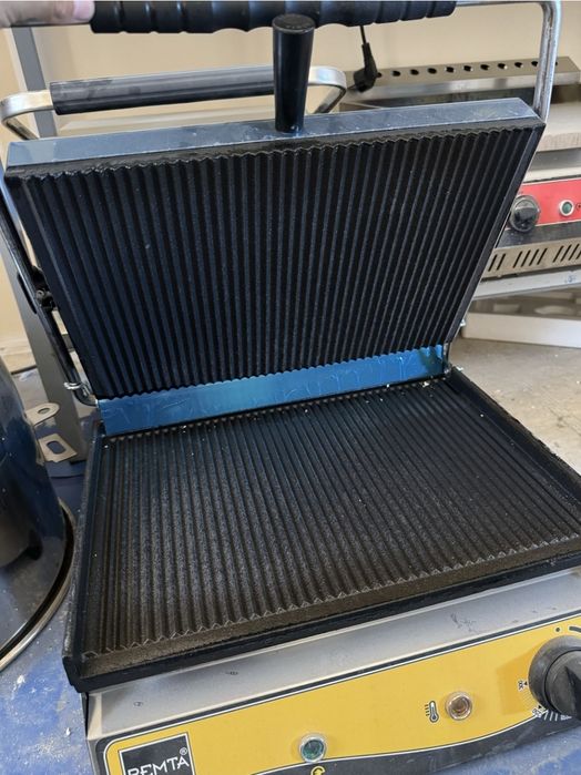 Toster 16 dilimlik turkiya toster tostr aparat fasfud aparat