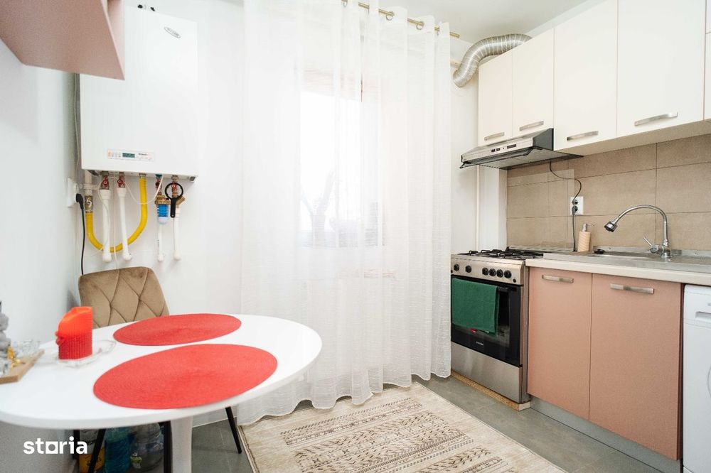 Apartament 1 cameră decomandat, parter inalt, balcon și loc de parcare