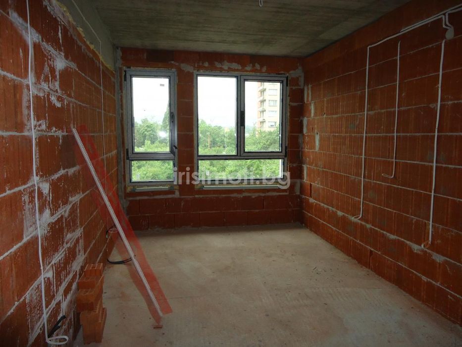 Продава се Тристаен апартамент в София, Дървеница - 111 кв.м за 2220 €/кв.м - Снимка #4