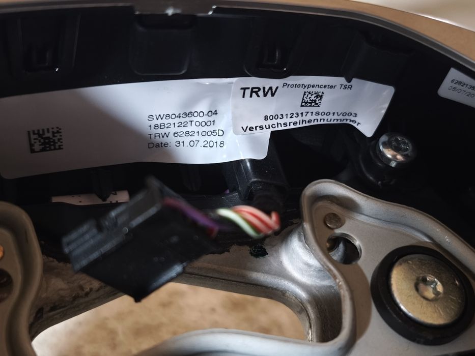 Volan BMW G20 nou
