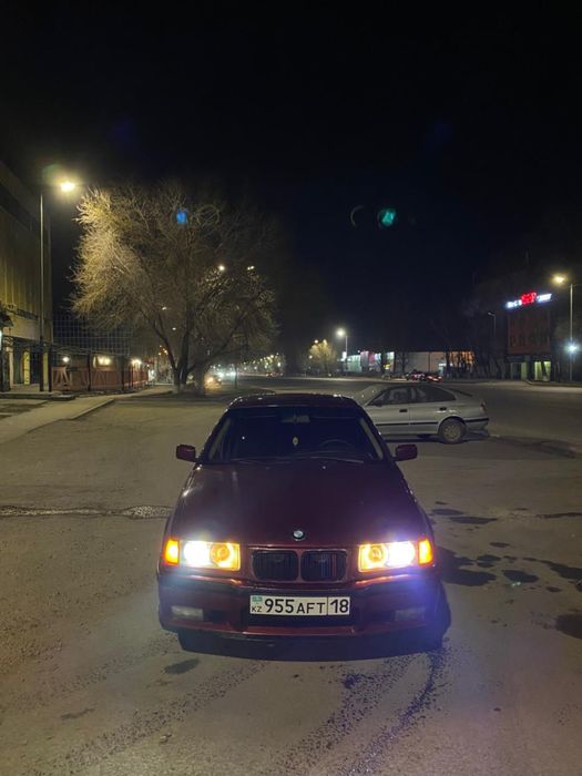 Продам машину.