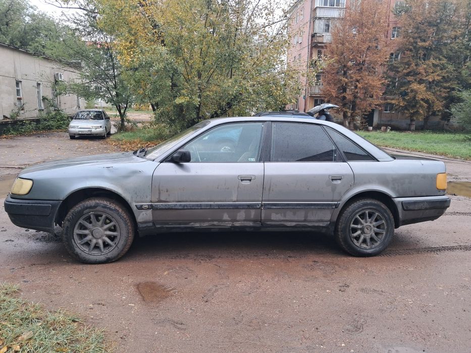 Продам Audi 100 С4 2.6