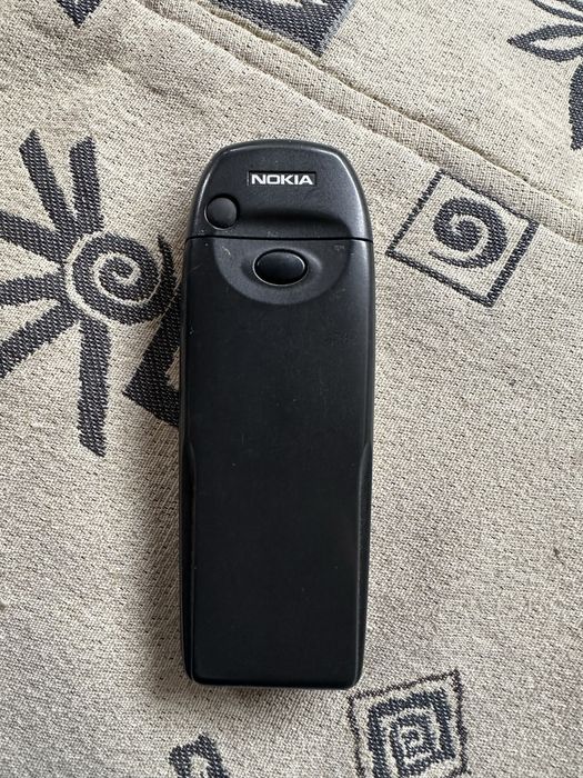 Продавам Nokia 6310i