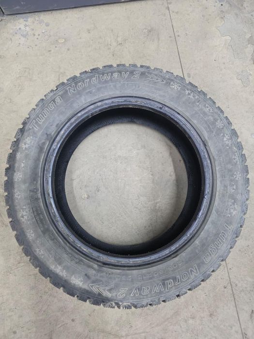 Продам резину 205/60 r16