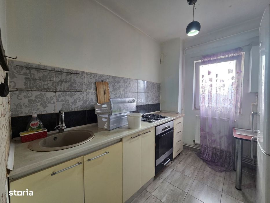 Apartament 4 camere-decomandat-Zimbru