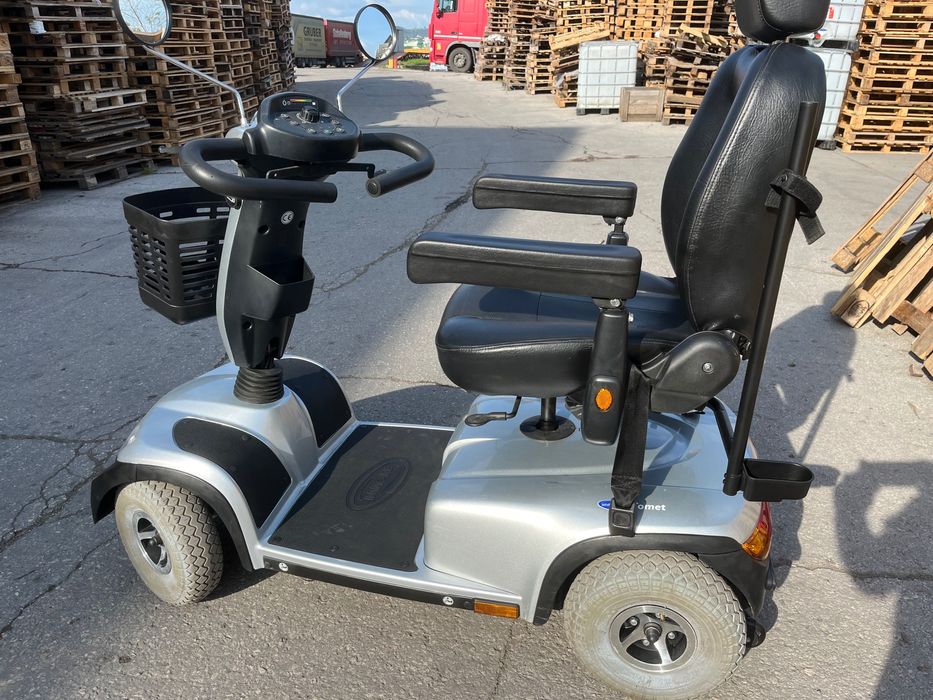 Електрически инвалиден скутер INVACARE