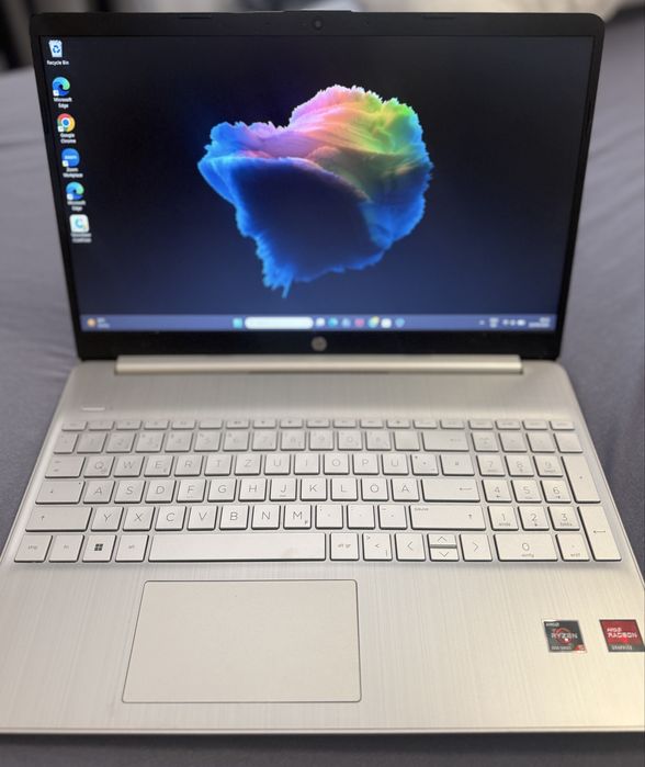 Laptop HP 15s – Ryzen 5