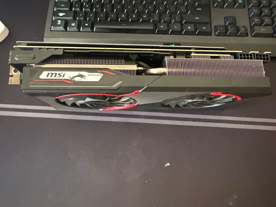 Placa video defectă MSI RADEON