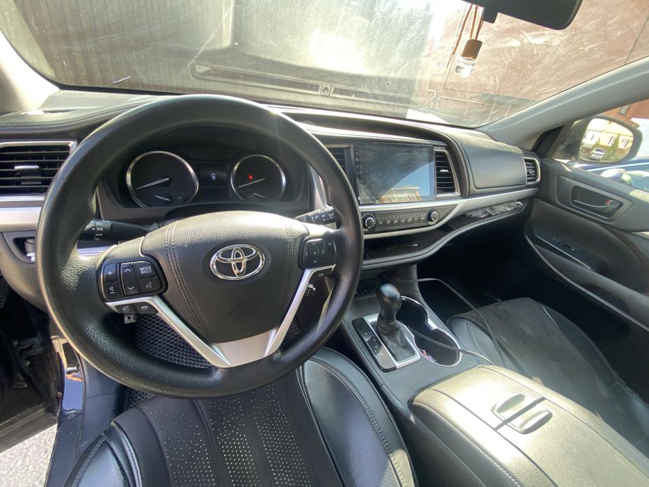 Продам Toyota Highlander 2015 г.в. Транзит