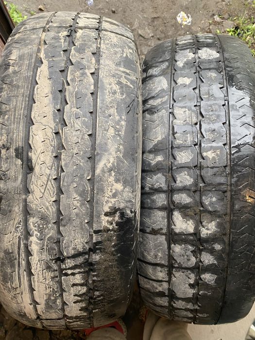 Резина на 15. C. 225/70.