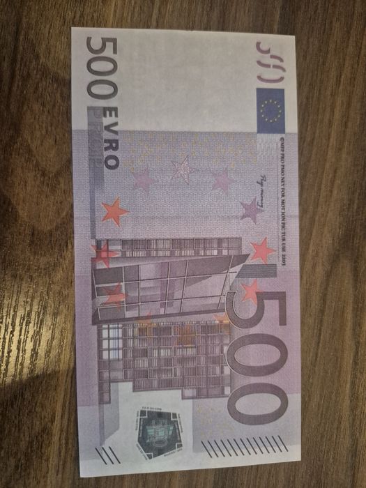 Сувенирные бутафорские евро