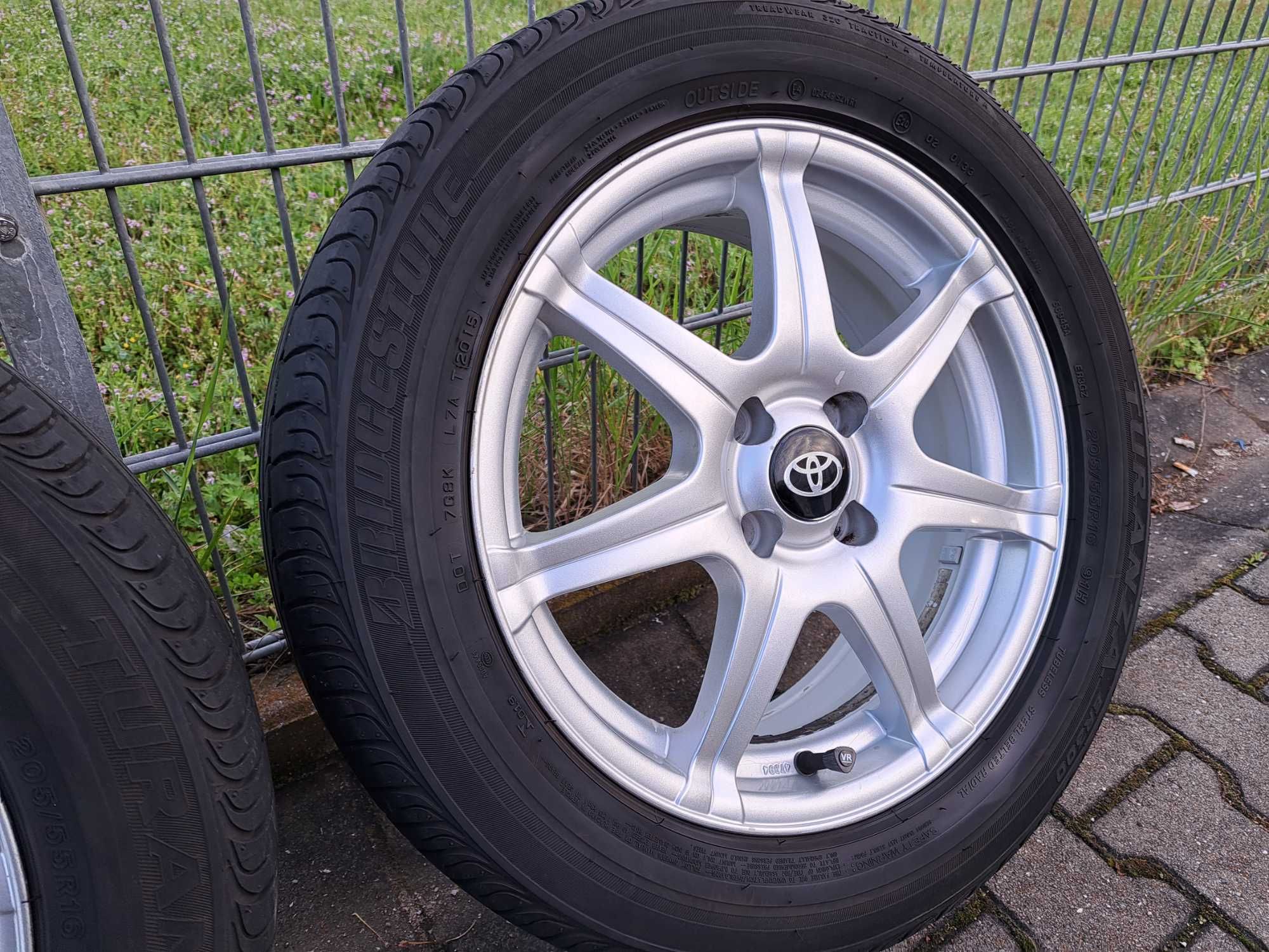 Джанти Тойота Ярис Корола 4х100 16 Toyota Yaris Korolla 16 гр. Перник ...