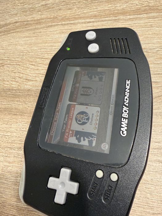Gameboy Advance + 2 jocuri
