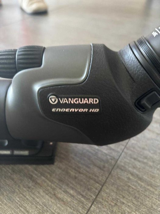 Vanguard Endeavor HD 82A Spotting Scope cu Zoom 20-60X