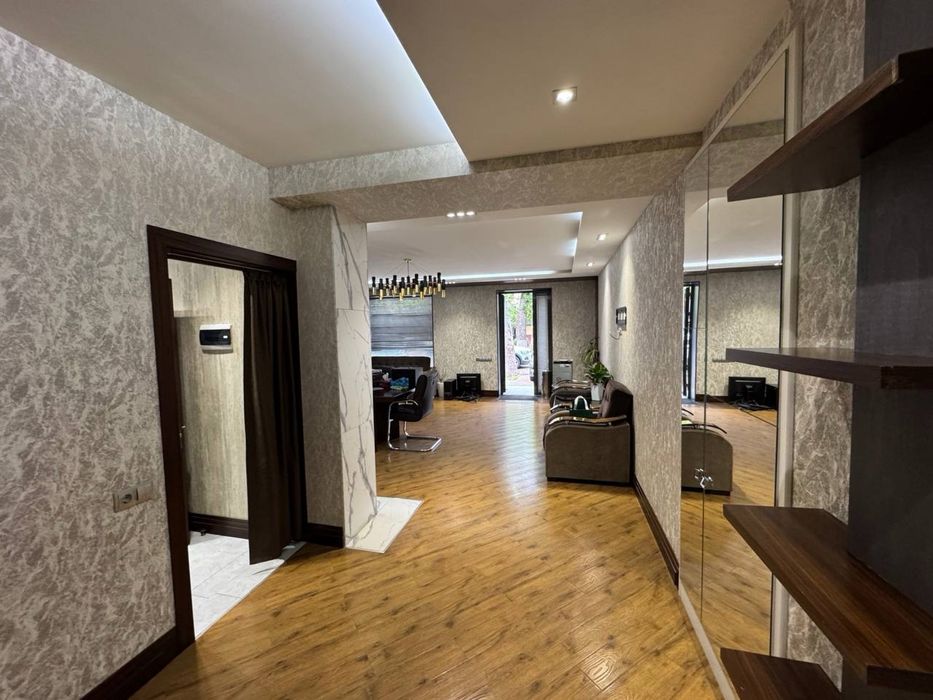 Ц-1 | Dolce Italia - Сдается в аренду Евро офис вдоль дороги 96м2