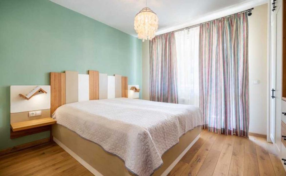 Дава се под наем Тристаен апартамент в София, Света Троица - 83 кв.м за 510 € - Снимка #1