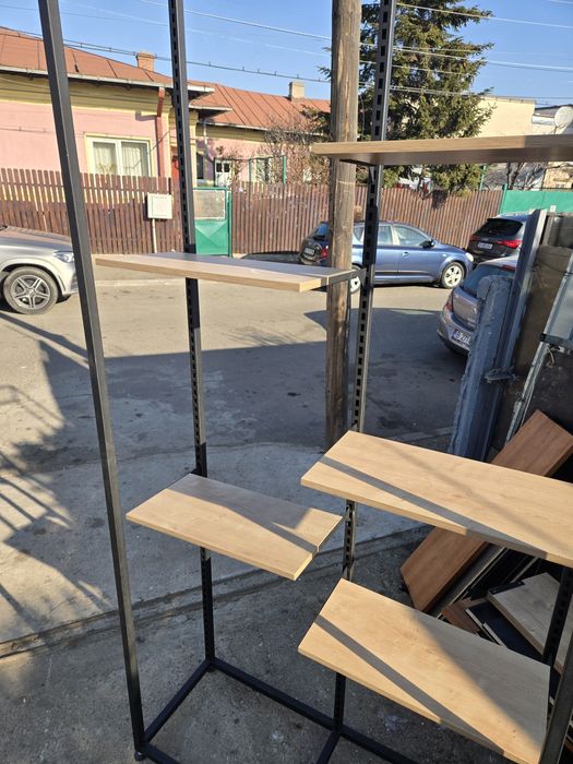 Rafturi etajere magazin dressing depozitare