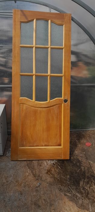 Деревянные двери