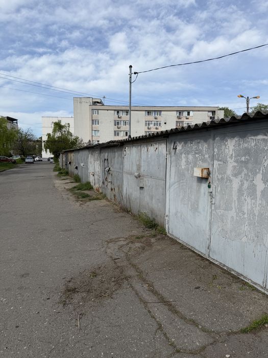 Garaj 13 mp zona de Sud Ploiesti