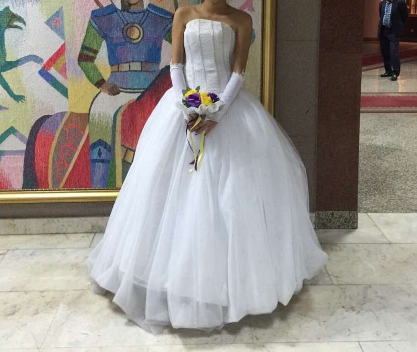 Платье свадебное белое