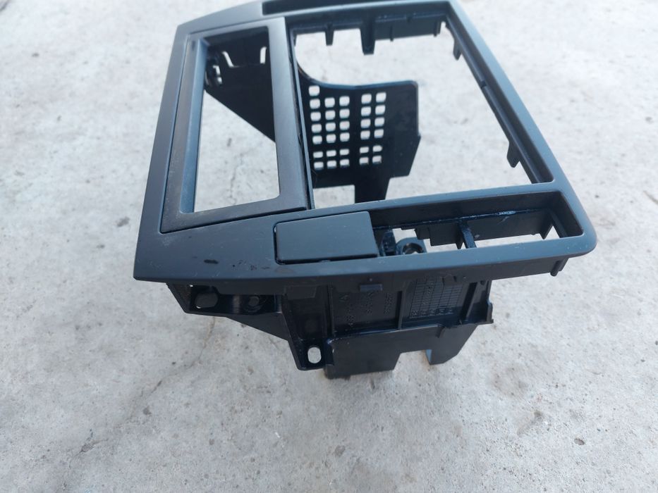 Kit sistem rama - cusca 2 DIN navigatie volkswagen passat b5.5 b5