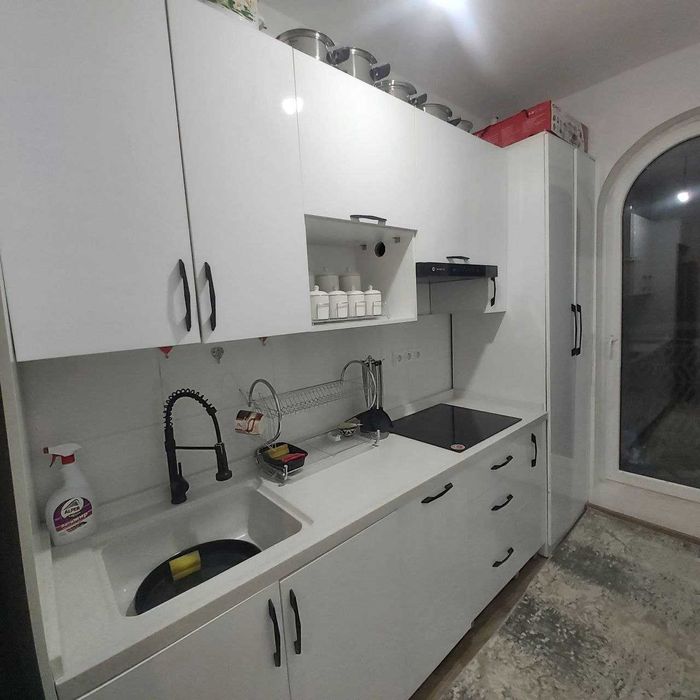 Chirchiq shahri, 2- mikrorayon,Golden house uyi 2 xona maklersiz ijara