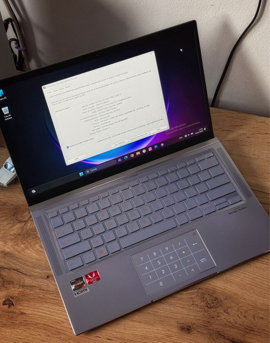 Laptop Office Asus ZenBook 14 / Ryzen 5 3500 / 8GB Ram