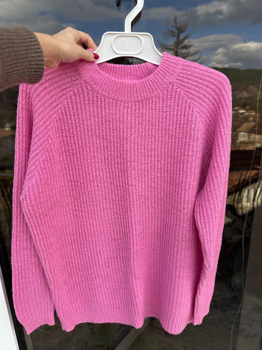 Дамски розов пуловер