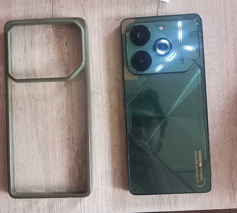 Tecno Pova 6 pro