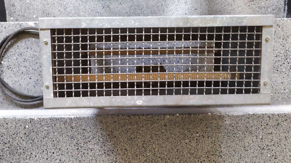 Електрическа печка с два реотана.