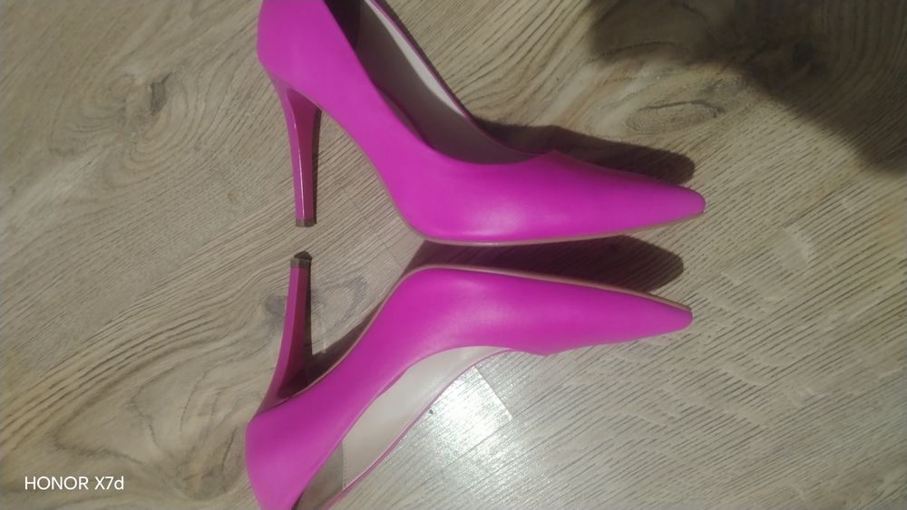 Pantofi stiletto, ocazie sau birou