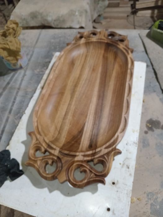 Продам стол журнальный