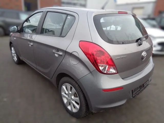 Dezmembrari / Dezmembrez HYUNDAI I20