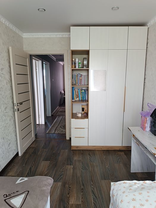 Продам трех комн квартиру